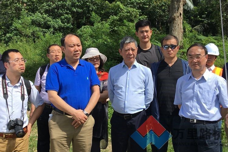萬里路橋隨中國公路學(xué)會(huì)“一帶一路”考察團(tuán)出訪馬來印度