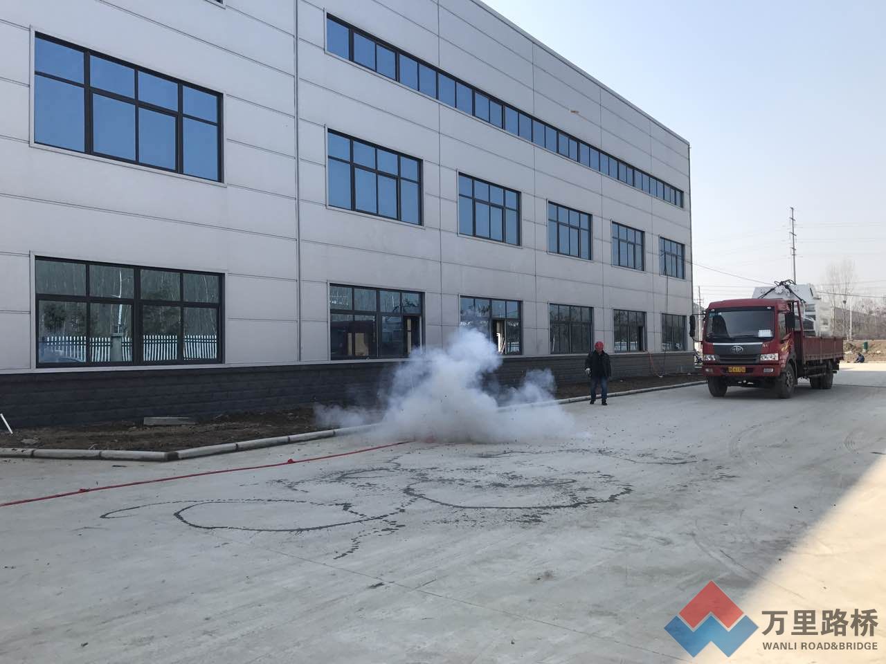 許昌德通喜迎喬遷，振動攪拌以初心引領(lǐng)新時代