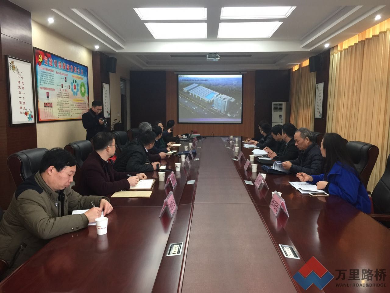 “英才計劃”考察組蒞臨萬里路橋集團(tuán)