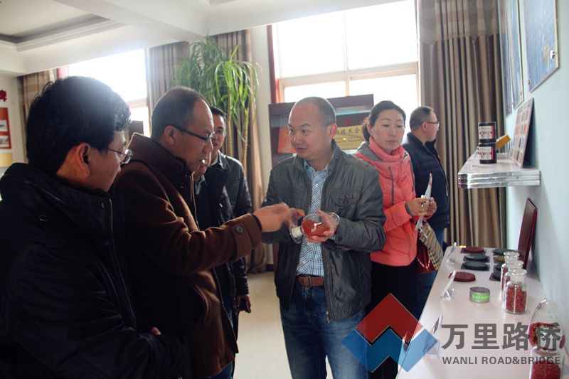 中建路橋集團(tuán)有限公司再次蒞臨萬(wàn)里路橋參觀考察交流