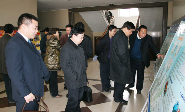 河南省科技廳副廳長張代民一行蒞臨集團考察指導(dǎo)