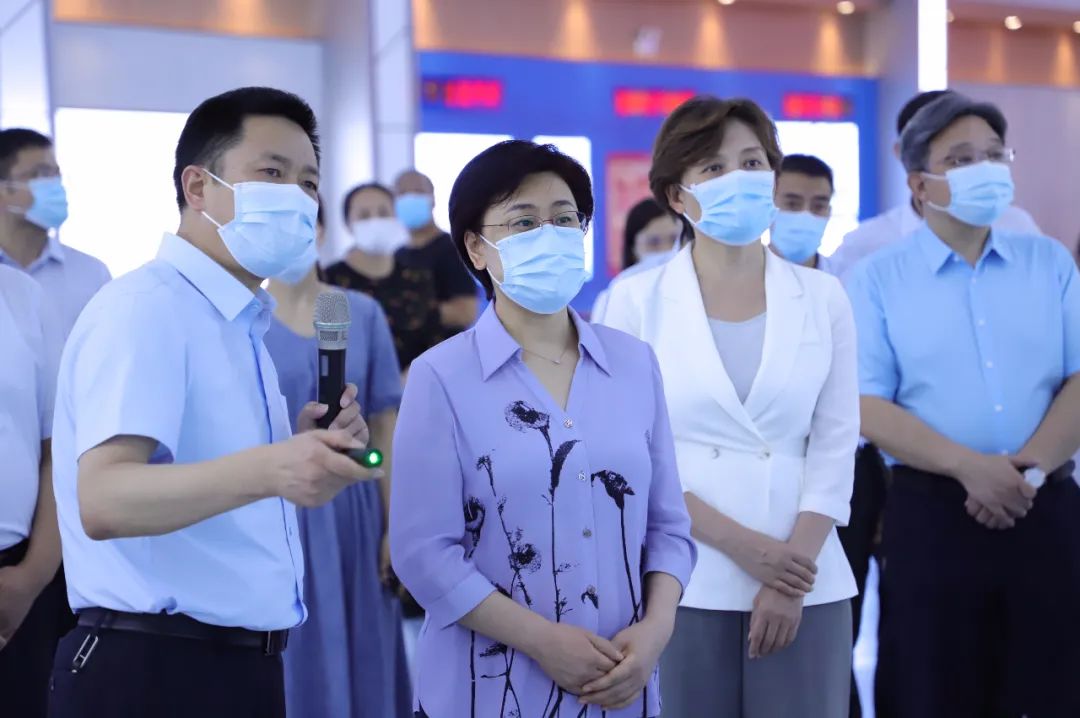 河南省科學技術廳廳長陳向平一行蒞臨萬里交科智能制造產(chǎn)業(yè)園調研指導