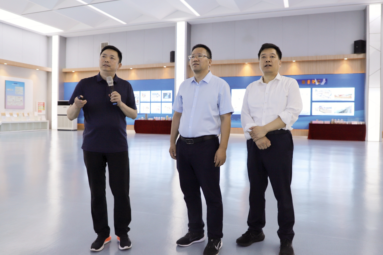 中國社會科學(xué)院大學(xué)政府管理學(xué)院執(zhí)行院長蔡禮強(qiáng)一行蒞臨調(diào)研